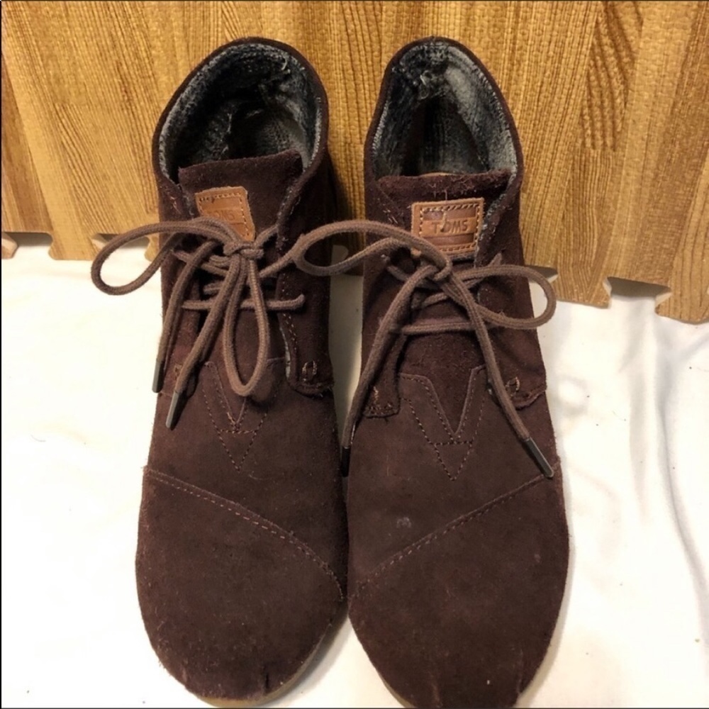 Toms suede lace up booties - Picture 2 of 10